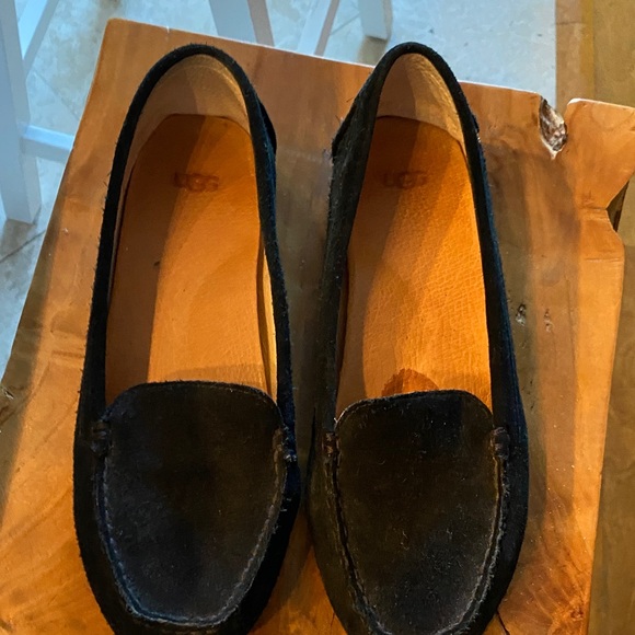 UGG womens Black Suede Loafers sz 9.5 - Picture 4 of 9
